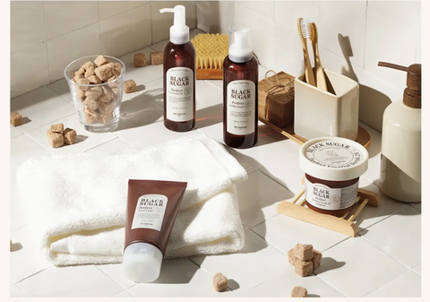 [SKINFOOD] Black Sugar Perfect Scrub Foam