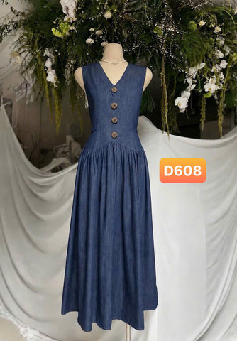 Dress D608