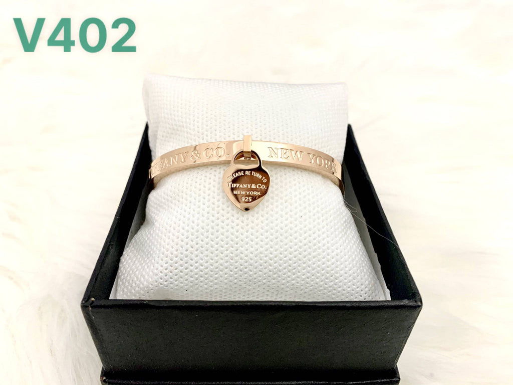 Bracelet V402 - Thuy Nhung Shop